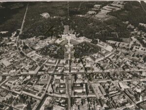 Karlsruhe - Schloß  [KRST008-7413