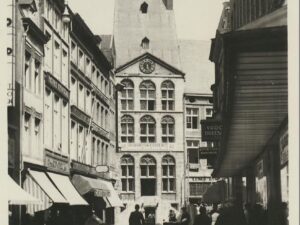 Maastricht - Groote Staat en het Dinghuis [KRST008-7526