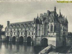 Chenonceaux - Le Château (damage) [KRST008-7557