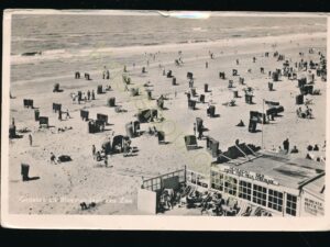 Bloemendaal aan Zee - strandleven [009-0053