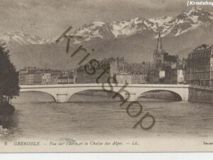 Grenoble - Vue sur l'Isere et la Chaine des alpes [KRST009-2100
