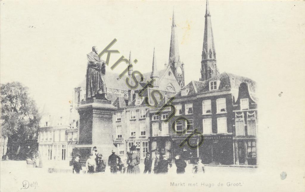 KRST009-2238_0.jpg Delft - Markt met Hugo de Groot - REPRODUCTIE [KRST009-2238