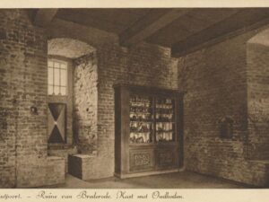 Santpoort - Ruïne van Brederode - Kast [009-2509