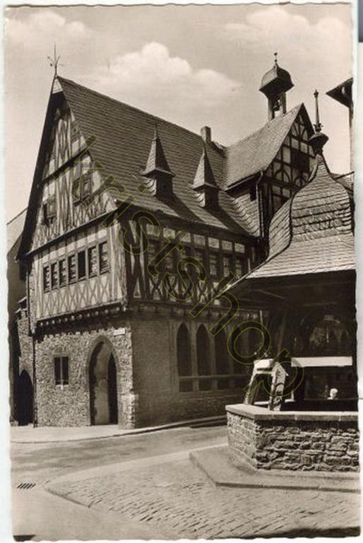 KRST009-3691_0.jpg Oberlahnstein - Altes Rathaus mit Brunnen [009-3691