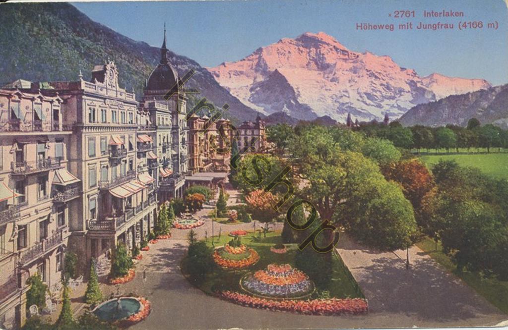 KRST009-3885_0.jpg Interlaken - Höheweg mit Jungfrau [009-3885