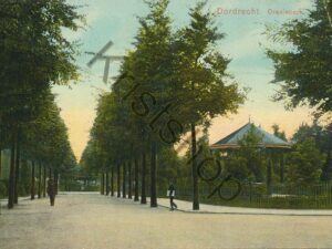 Dordrecht - Oranjepark (vouwtje rechtsboven) [009-4869