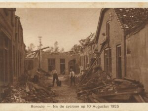 Borculo - Na de cycloon- 10 aug. 1925 [KRST009-8089
