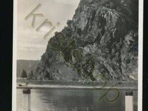 Die Loreley am Rhein [010-0086