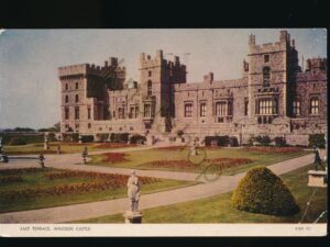 Windsor Castle - East Terrace [010-0542