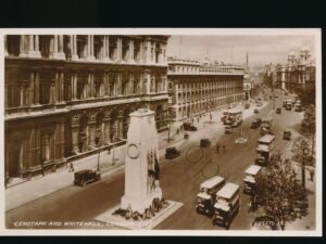 London - Cenotaph and Whitehalle [010-0552