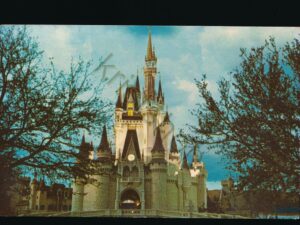Walt Disney World - Fantasyland - Cinderella Castle [010-0874