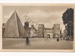 Roma - Piramide di Caio Cestio a Porta S Paolo [010-1931