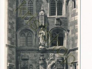 Cambridge - St John's College - Sculpture [010-1983