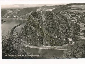 Die Loreley - Blick auf St Goarshausen [010-2197