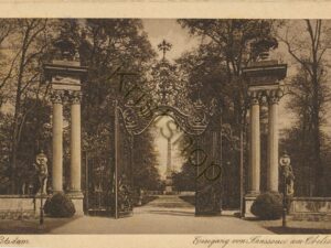 Potsdam - Eingang von sanssouci am Obelisk [010-2758