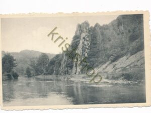 Sy-sur-Ourthe - Rocher de la Cathédrale [010-3102
