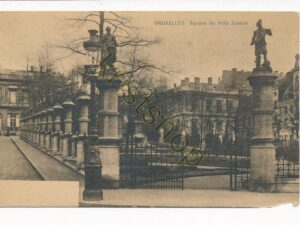 Bruxelles - Square du Petit Sablon [010-3155