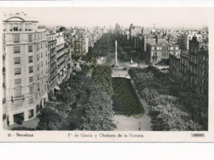 Barcelona - P de Gracia y Obelisco de la Victoria [010-3181
