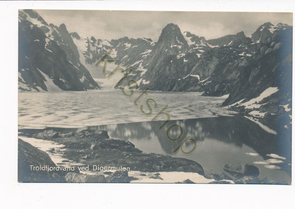 KRST010-3377_0.jpg Troldjordvand ved Digermulen [010-3377