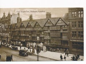London - Old Staple Inn - Holborn [010-3394