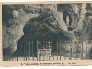 De Valkenburgsche Lourdesgrot genomen op 1 Mei 1928 [010-5880