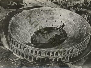 Verona - Arena  [010-6496