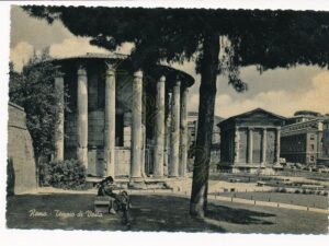 Roma - Tempio di Vesta [KRST010-6873