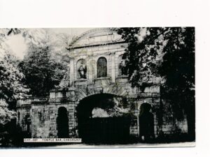 Cheshunt - Temple Bar [KRST010-7194