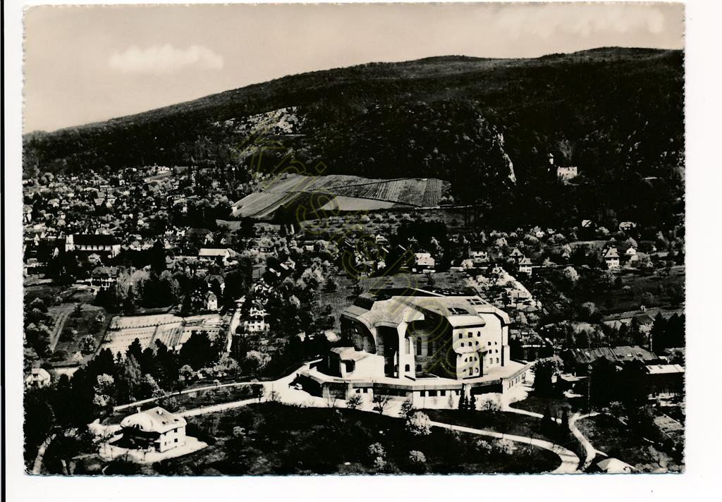 KRST010-7348_0.jpg Goetheanum - Dornach - Flugaufnahme [KRST010-7348
