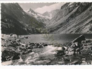 Le Lac de Gaube [KRST010-7375