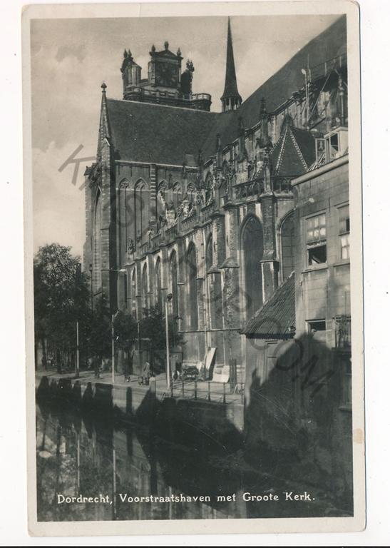 KRST003-5830_0.jpg Dordrecht - Voorstraatshaven met Groote Kerk [003-5830